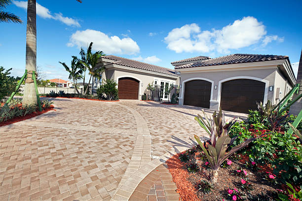 Best Local Driveway Pavers  in Eulyptus Hills, CA